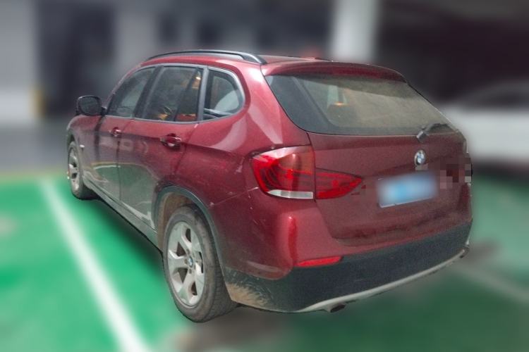 Used BMW X1 2010 sDrive18i Luxury Model Rear Left 45 Deg