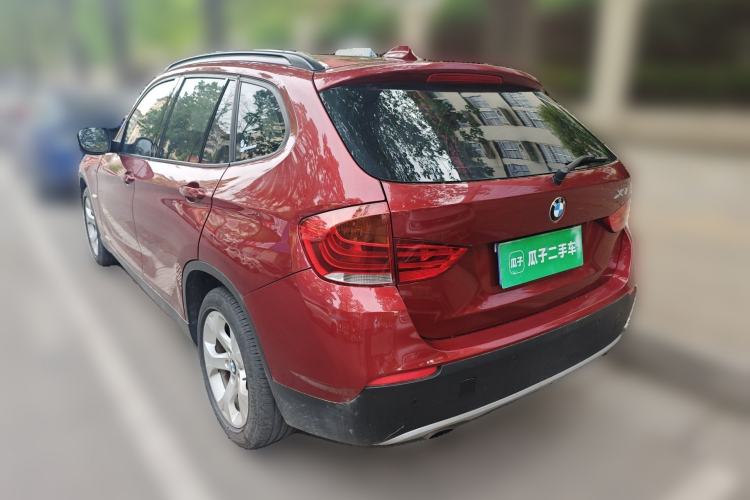 Used BMW X1 2010 sDrive18i Luxury Model Rear Left 45 Deg