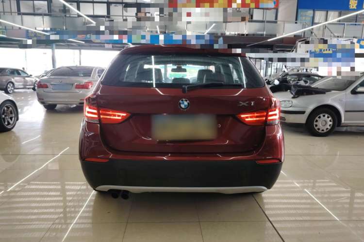 Used BMW X1 2010 xDrive25i Rear