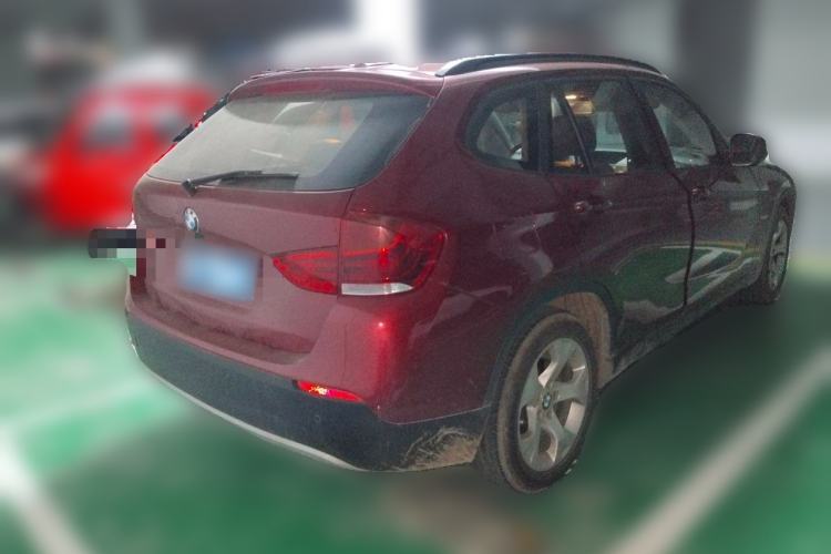Used BMW X1 2010 sDrive18i Luxury Model Rear Right 45 Deg