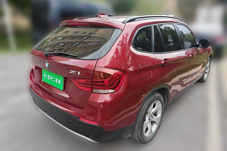 Used BMW X1 2010 sDrive18i Luxury Model Rear Right 45 Deg