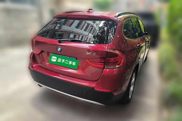 Used BMW X1 2010 sDrive18i Luxury Model Rear Right 45 Deg