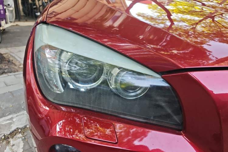 Used BMW X1 2010 xDrive28i Right Front Headlight