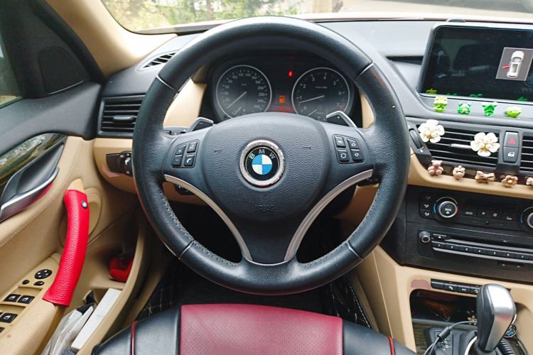 Used BMW X1 2010 xDrive28i Steering Wheel