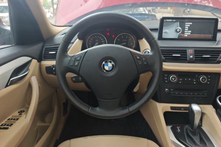 Used BMW X1 2010 sDrive18i Luxury Model Steering Wheel