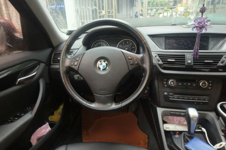 Used BMW X1 2010 xDrive25i Steering Wheel