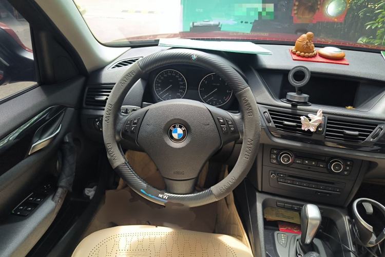 Used BMW X1 2010 sDrive18i Luxury Model Steering Wheel