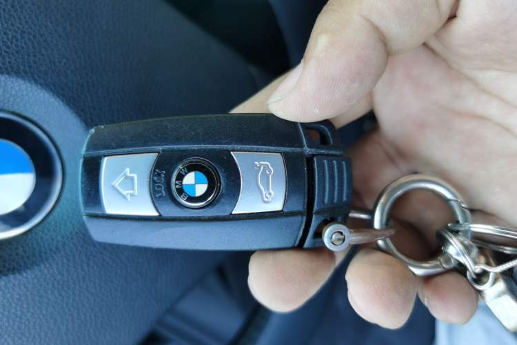 Used BMW X1 2010 sDrive18i Luxury Model Vehicle Key