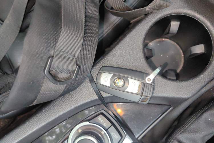 Used BMW X1 2010 sDrive18i Luxury Model Vehicle Key