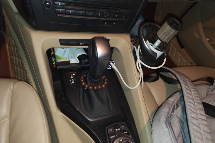 Used BMW X1 2010 sDrive18i Luxury Model Gear Lever