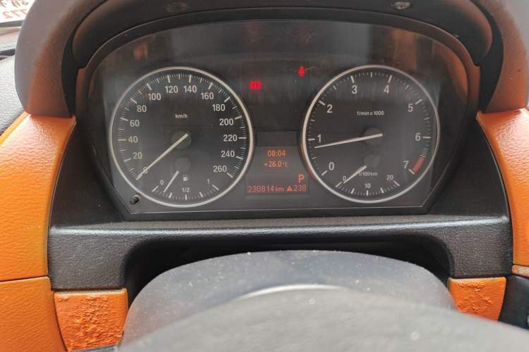 Used BMW X1 2010 sDrive18i Luxury Model Odometer Close Up