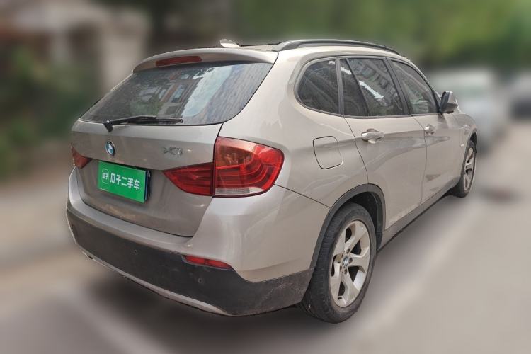 Used BMW X1 2010 sDrive18i Luxury Model Rear Right 45 Deg
