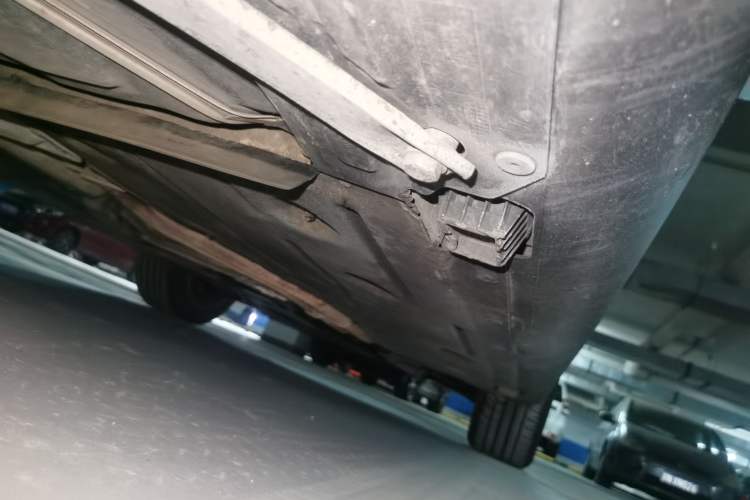 Used BMW X1 2010 xDrive25i Chassis Rear Right