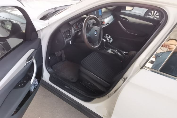 Used BMW X1 2010 sDrive18i Luxury Model Driver Seat