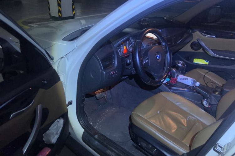 Used BMW X1 2010 xDrive25i Driver Seat