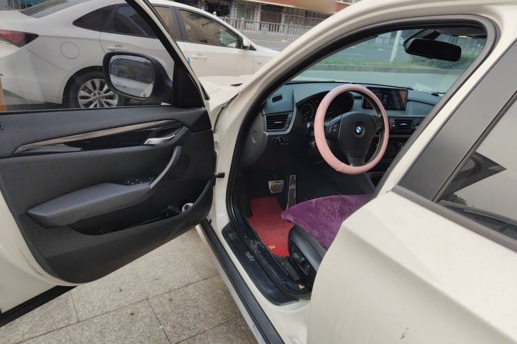 Used BMW X1 2010 sDrive18i Luxury Model Driver Seat