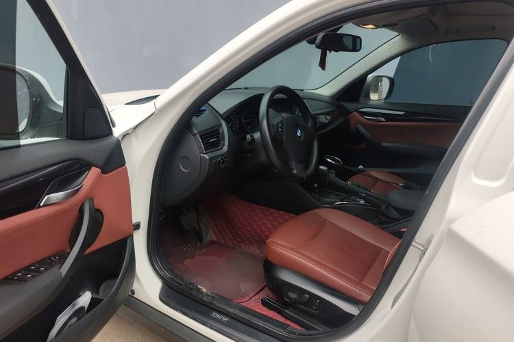 Used BMW X1 2010 sDrive18i Luxury Model Driver Seat