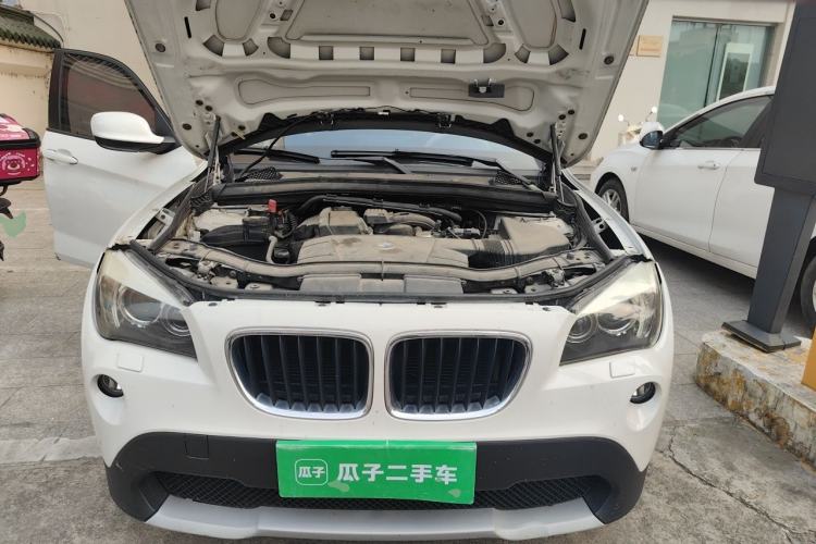 Used BMW X1 2010 sDrive18i Luxury Model Engine Bay