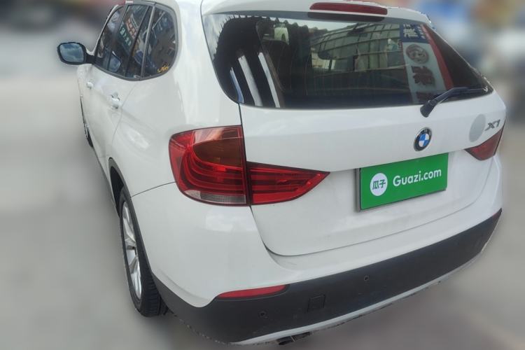Used BMW X1 2010 xDrive25i Exterior 3