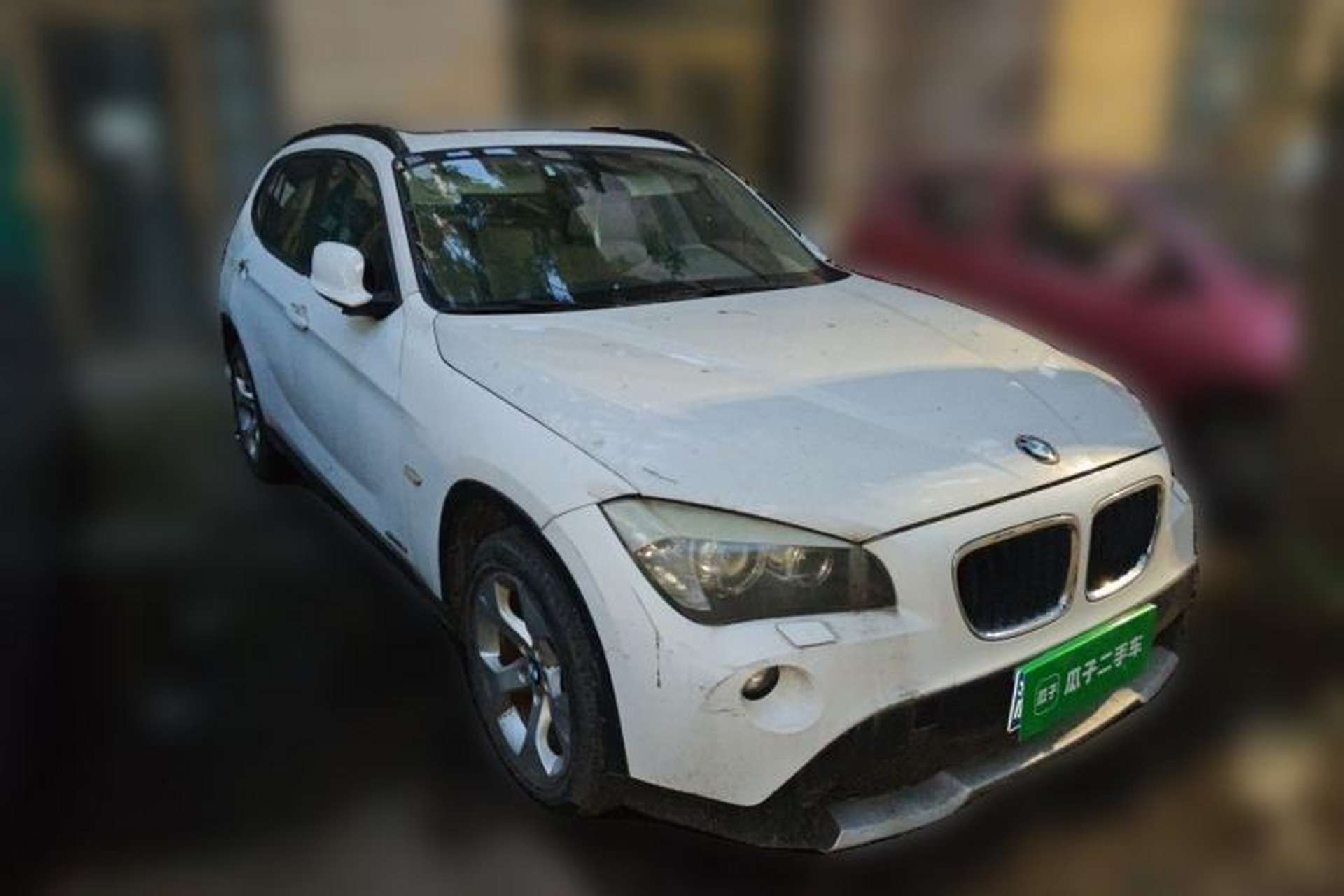 Used BMW X1 2010 sDrive18i Luxury Model Front Right 45 Deg