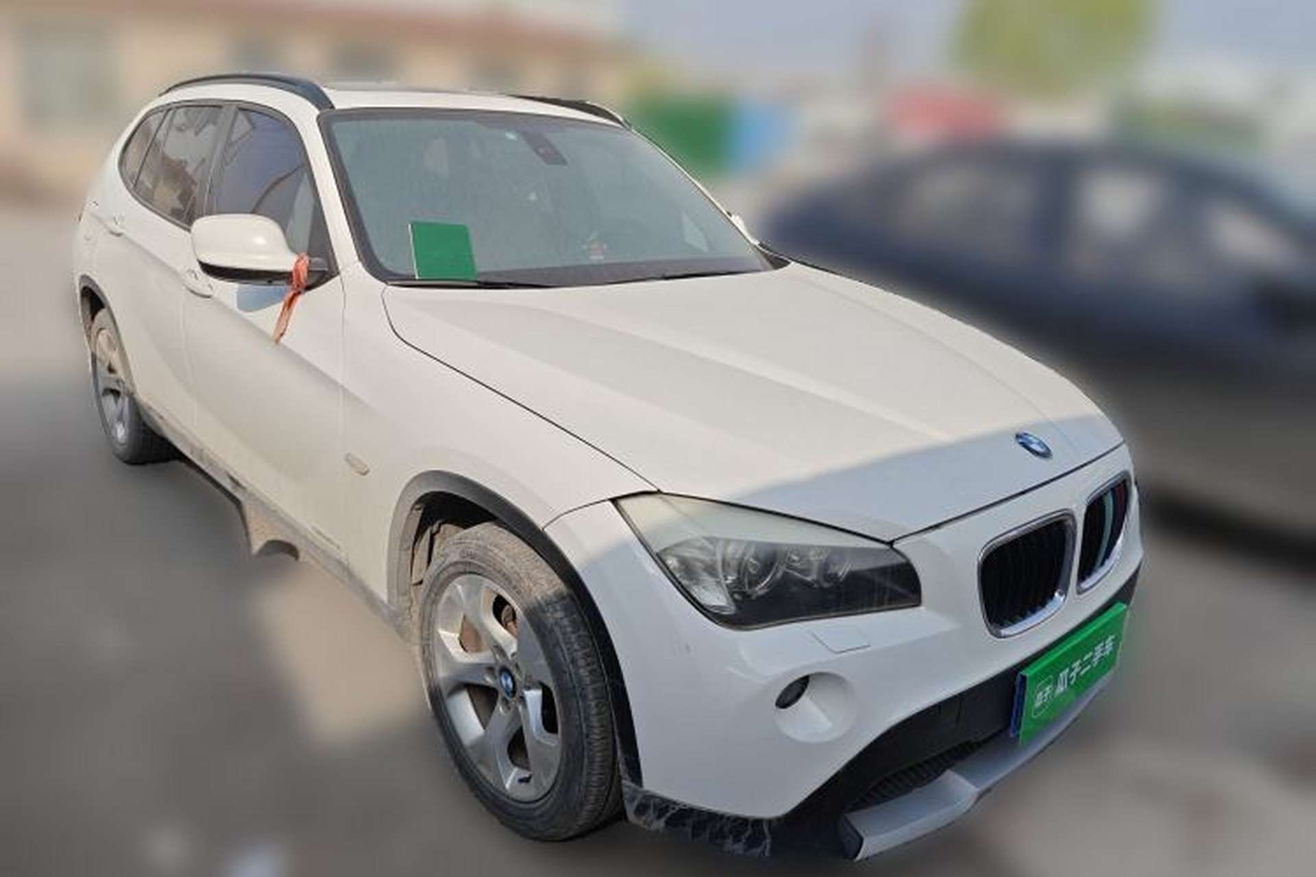 Used BMW X1 2010 sDrive18i Luxury Model Front Right 45 Deg