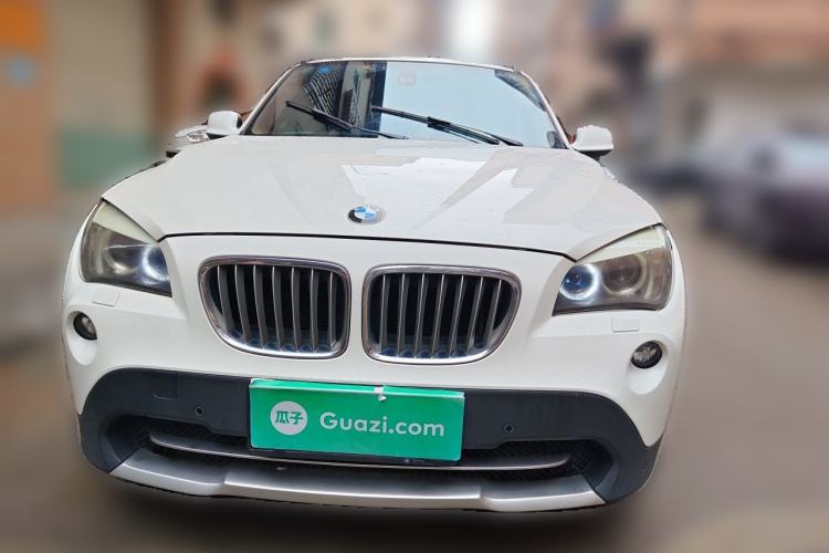 Used BMW X1 2010 xDrive28i Front