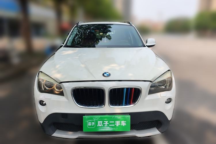 Used BMW X1 2010 xDrive25i Front