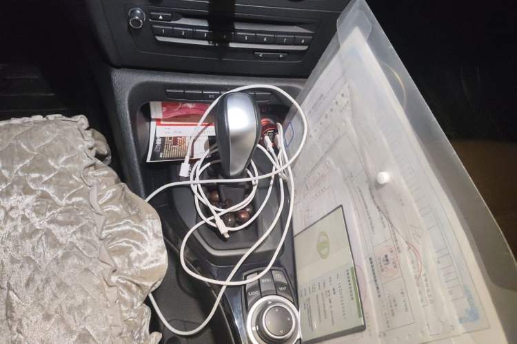 Used BMW X1 2010 xDrive25i Gear Lever