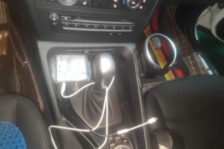 Used BMW X1 2010 sDrive18i Luxury Model Gear Lever