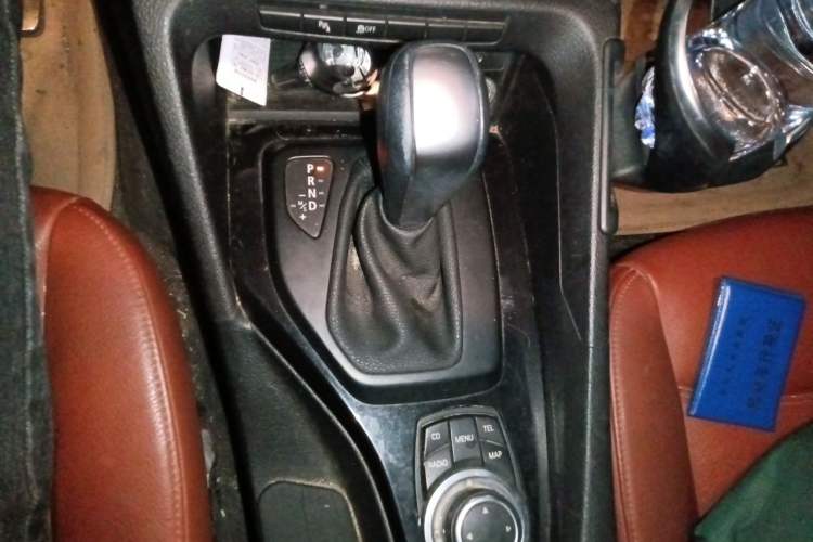 Used BMW X1 2010 sDrive18i Luxury Model Gear Lever