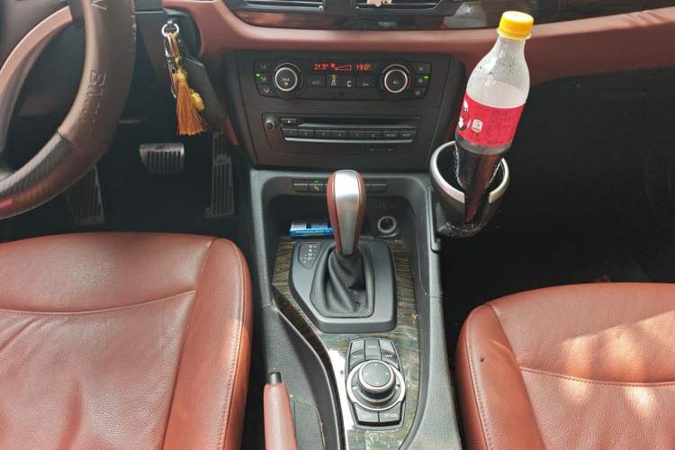 Used BMW X1 2010 xDrive28i Gear Lever