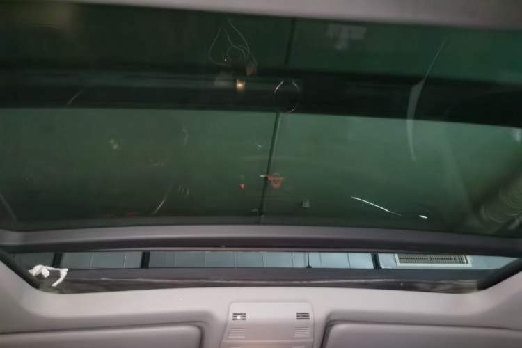 Used BMW X1 2010 xDrive25i Headliner