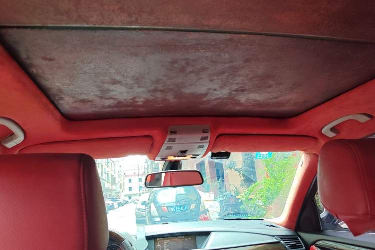 Used BMW X1 2010 xDrive28i Headliner