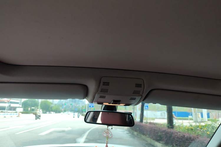 Used BMW X1 2010 xDrive25i Headliner