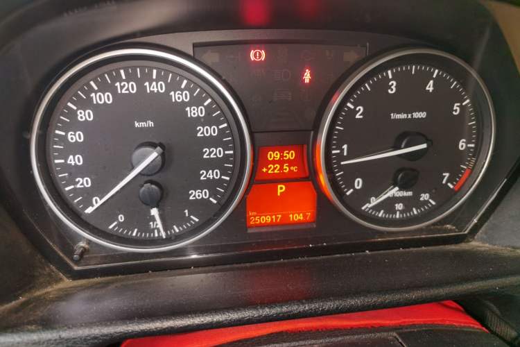 Used BMW X1 2010 sDrive18i Luxury Model Instrument Cluster