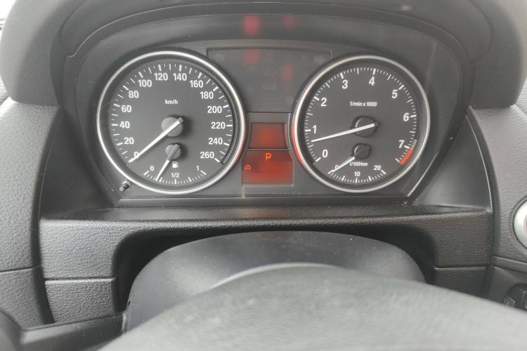 Used BMW X1 2010 xDrive25i Instrument Cluster