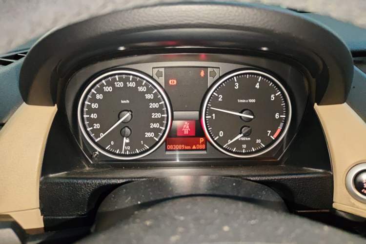 Used BMW X1 2010 sDrive18i Luxury Model Instrument Cluster
