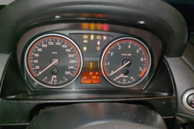 Used BMW X1 2010 xDrive25i Instrument Cluster