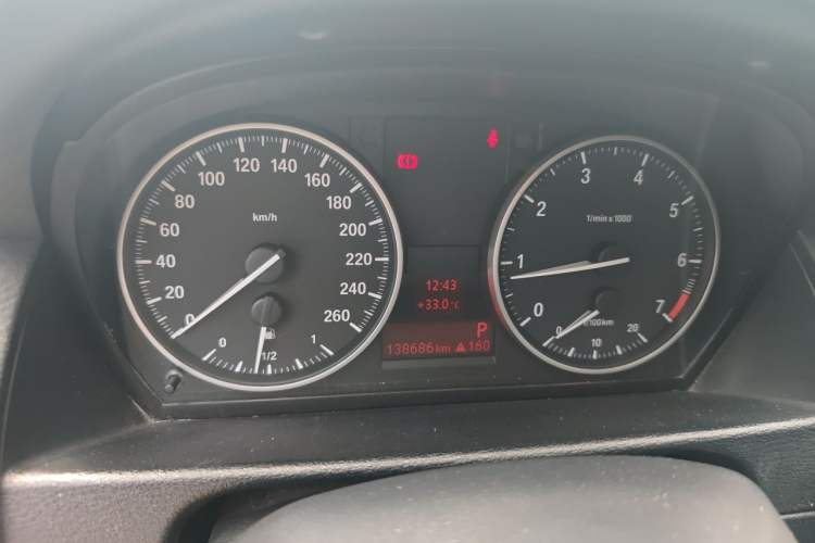 Used BMW X1 2010 sDrive18i Luxury Model Instrument Cluster