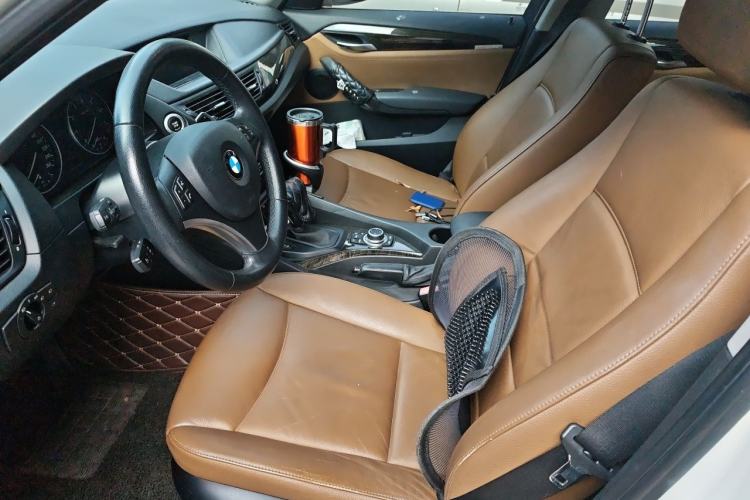 Used BMW X1 2010 xDrive28i Left Front Seat