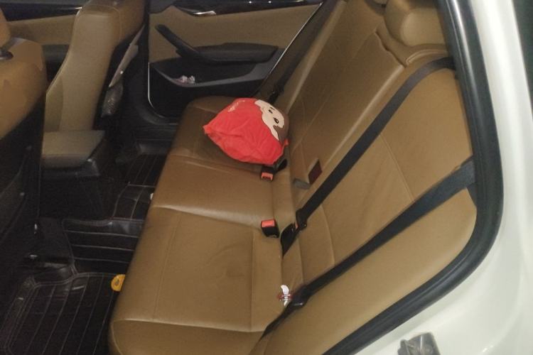 Used BMW X1 2010 xDrive25i Left Rear Seat