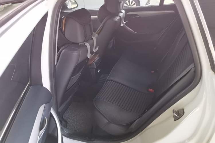 Used BMW X1 2010 sDrive18i Luxury Model Left Rear Seat