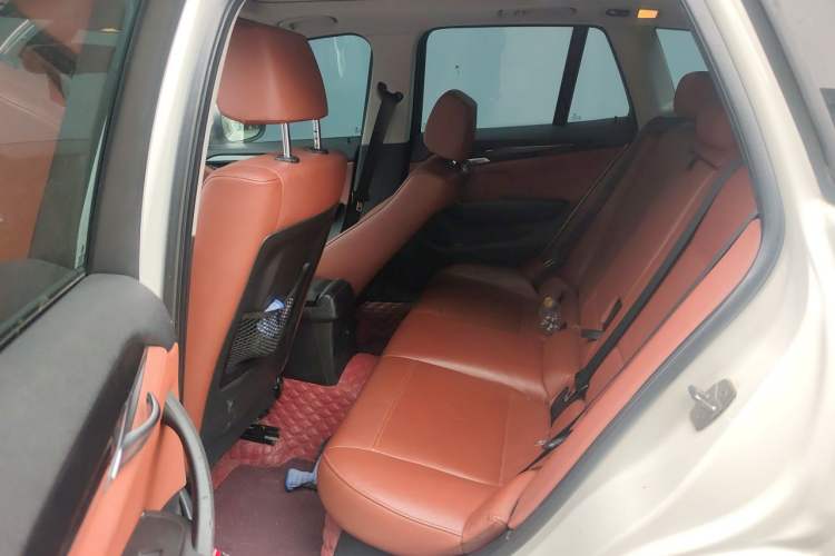 Used BMW X1 2010 sDrive18i Luxury Model Left Rear Seat