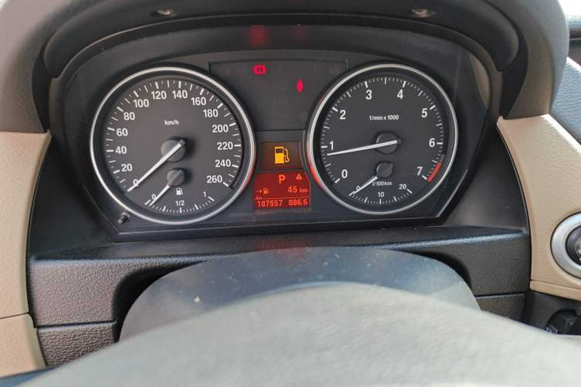 Used BMW X1 2010 sDrive18i Luxury Model Odometer Close Up