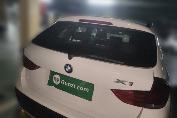 Used BMW X1 2010 xDrive25i Rear