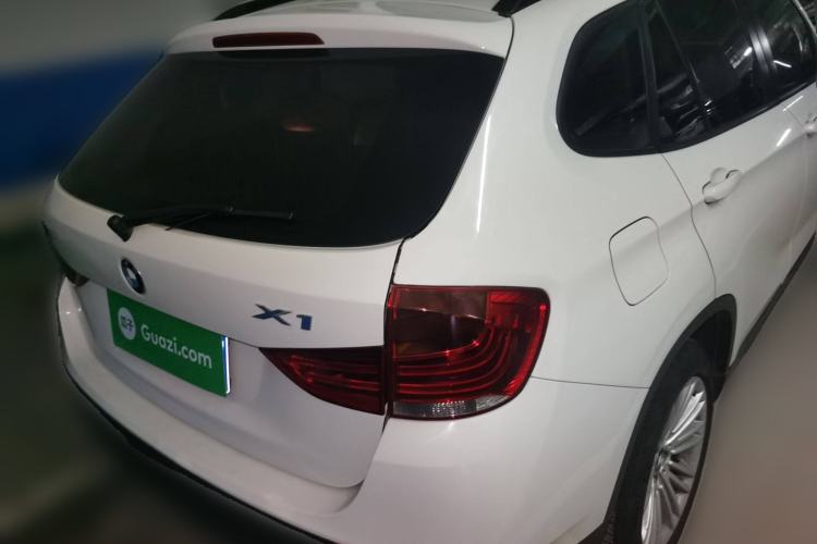 Used BMW X1 2010 xDrive25i Rear