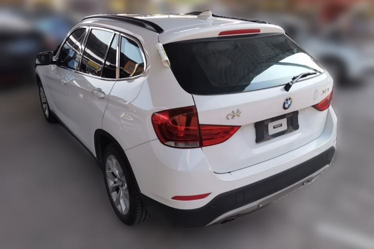 Used BMW X1 2010 sDrive18i Luxury Model Rear Left 45 Deg