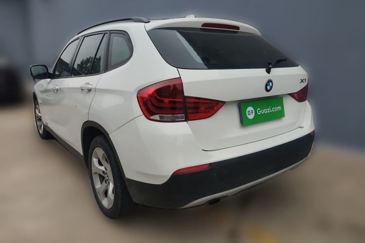 Used BMW X1 2010 sDrive18i Luxury Model Rear Left 45 Deg