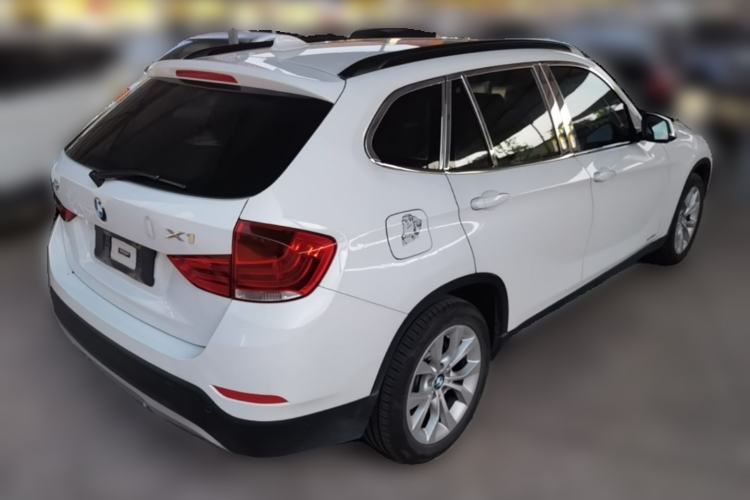 Used BMW X1 2010 sDrive18i Luxury Model Rear Right 45 Deg