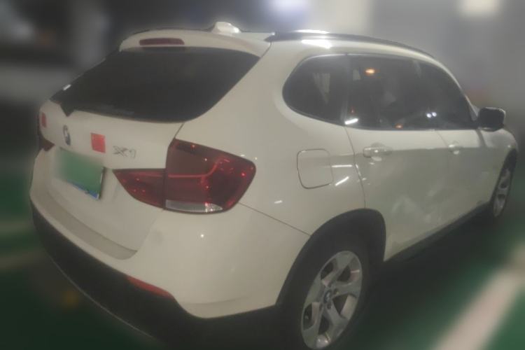 Used BMW X1 2010 sDrive18i Luxury Model Rear Right 45 Deg